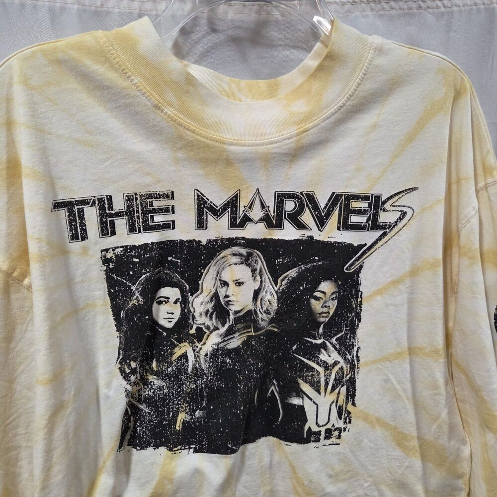 Disney The MARVELS Long Sleeve Sz M Cropped Oversized Tie Dye T SHIRT NWOT